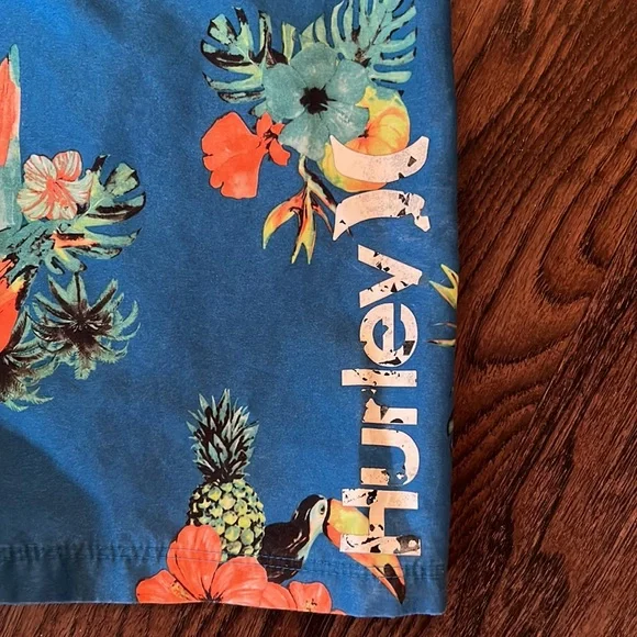 Hurley Tropical Lined Swim Trunks - Picture 2 of 7